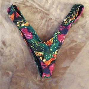 NWOT cheeky tropical bikini bottoms